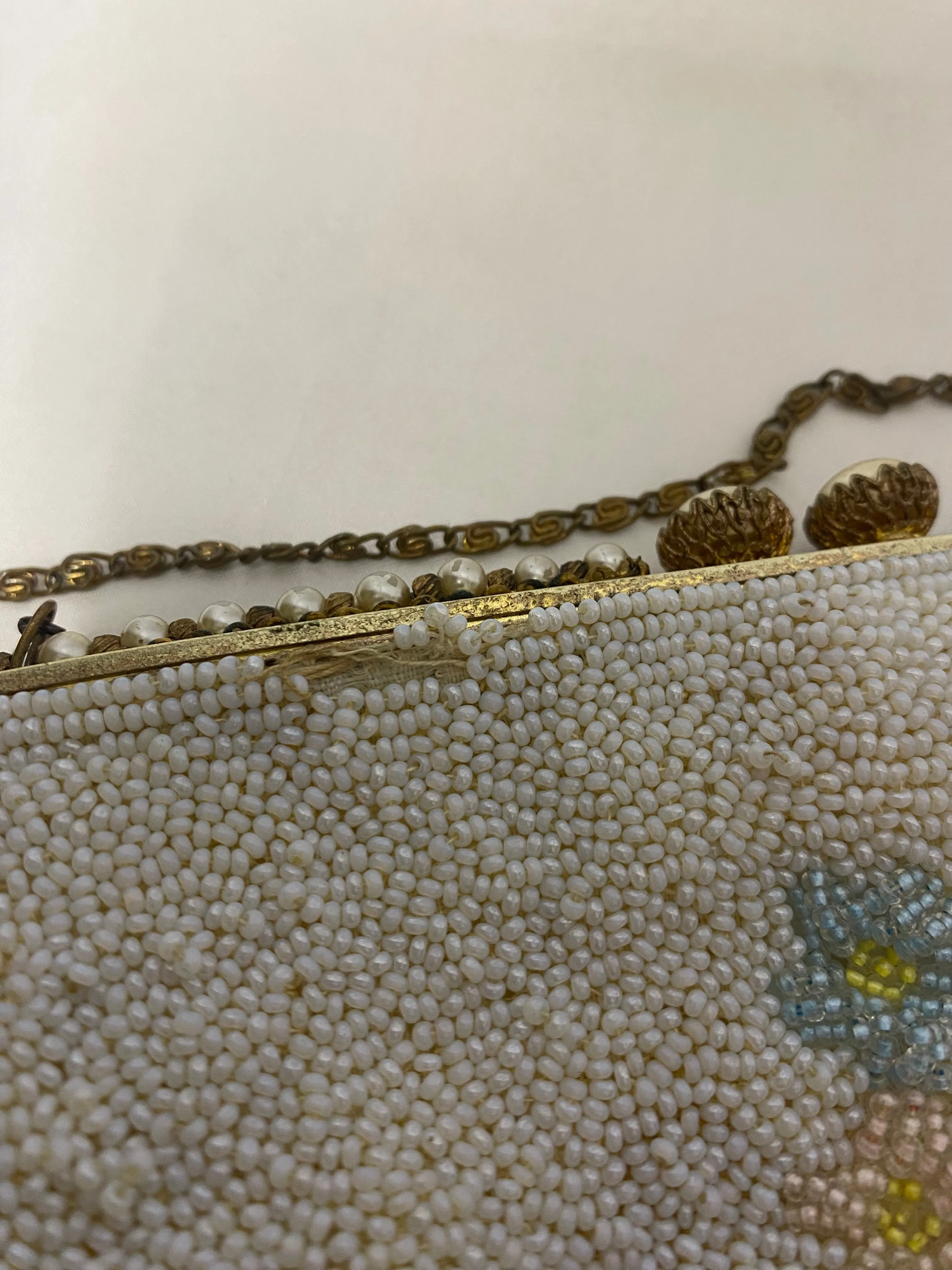 Vintage White Beaded Flower Mini Handbag